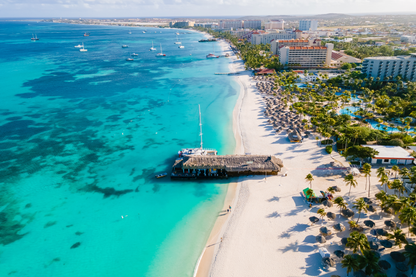 baby-beach-and-coast-on-aruba-caribbean-white-4000X2667.png__PID:9f7114ce-6b5d-465a-b7bb-1d62a23ce7e2